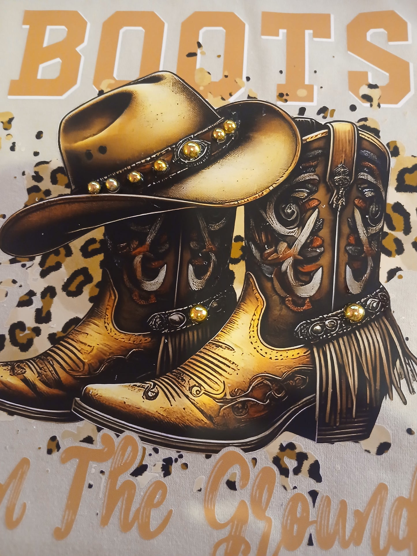 Tee Shirt Boots on the Ground Leopard